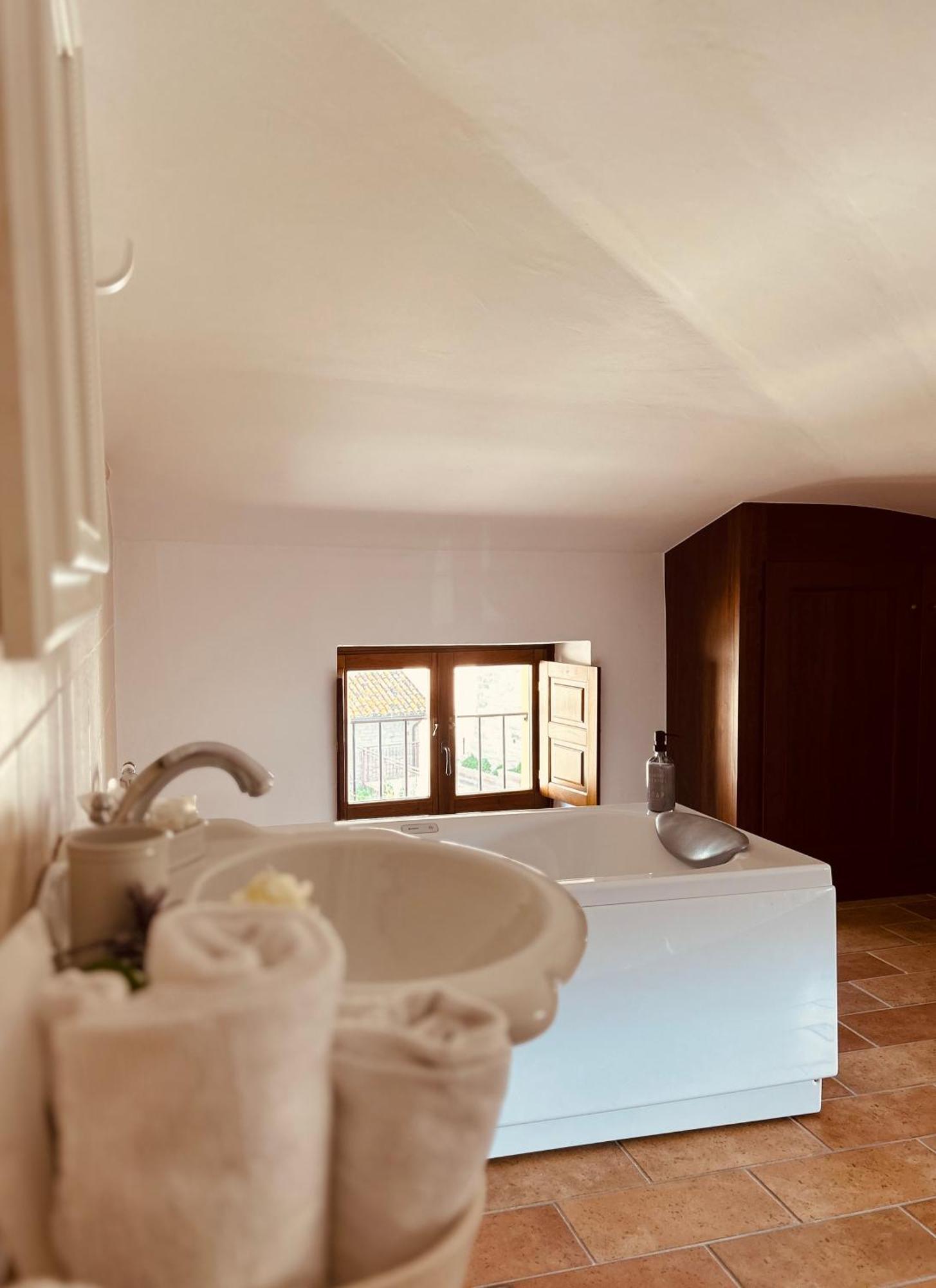 Locale Guest House Pietralunga  Luaran gambar